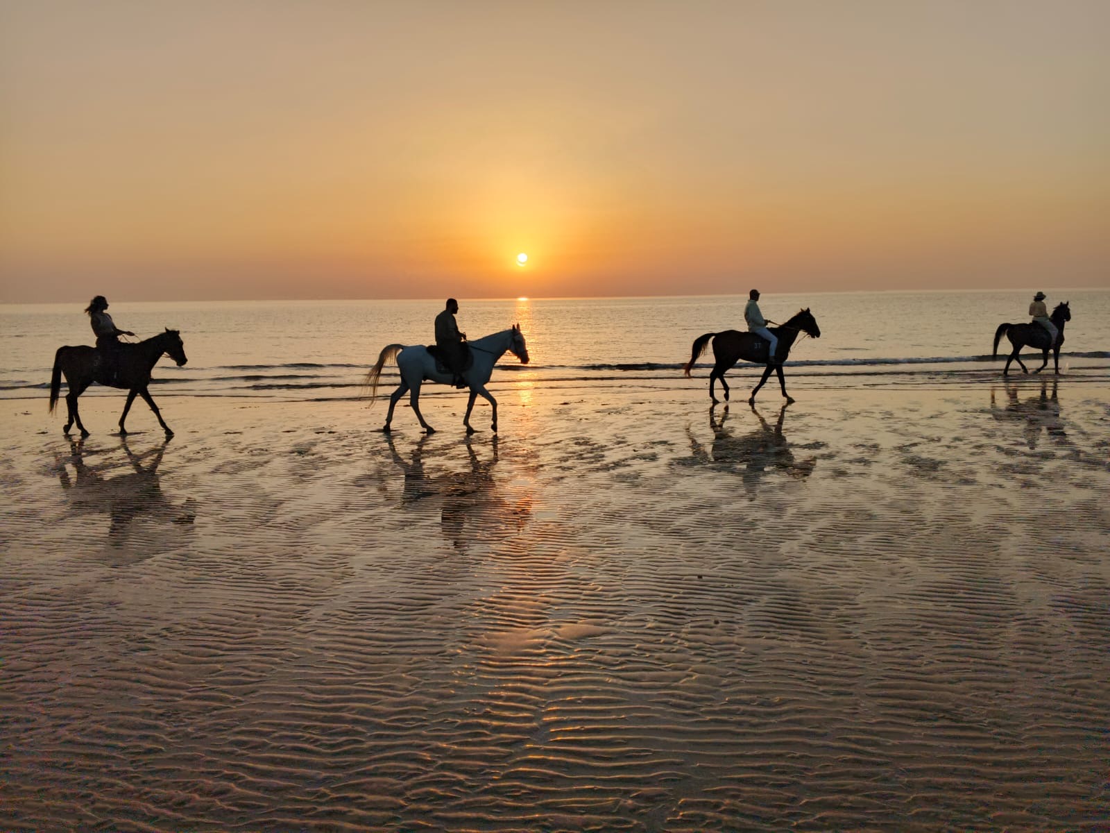 Reiter am Strand von Dubai